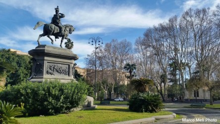 'U Re a cavallo' Umberto I di Savoia. Piazza Roma