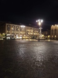 Piazza Duomo di notte