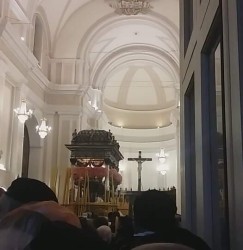 Il fercolo dentro Sant'Agata la Vetere