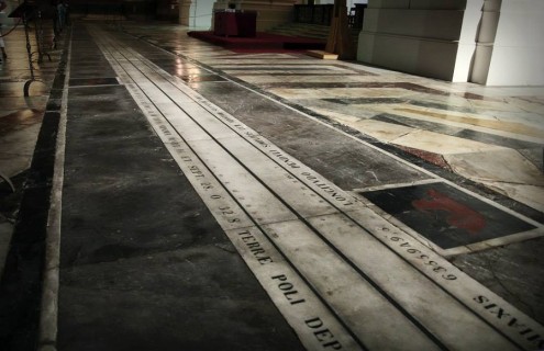 La Meridiana dei Benedettini: un'indiscussa opera di ingegneria
